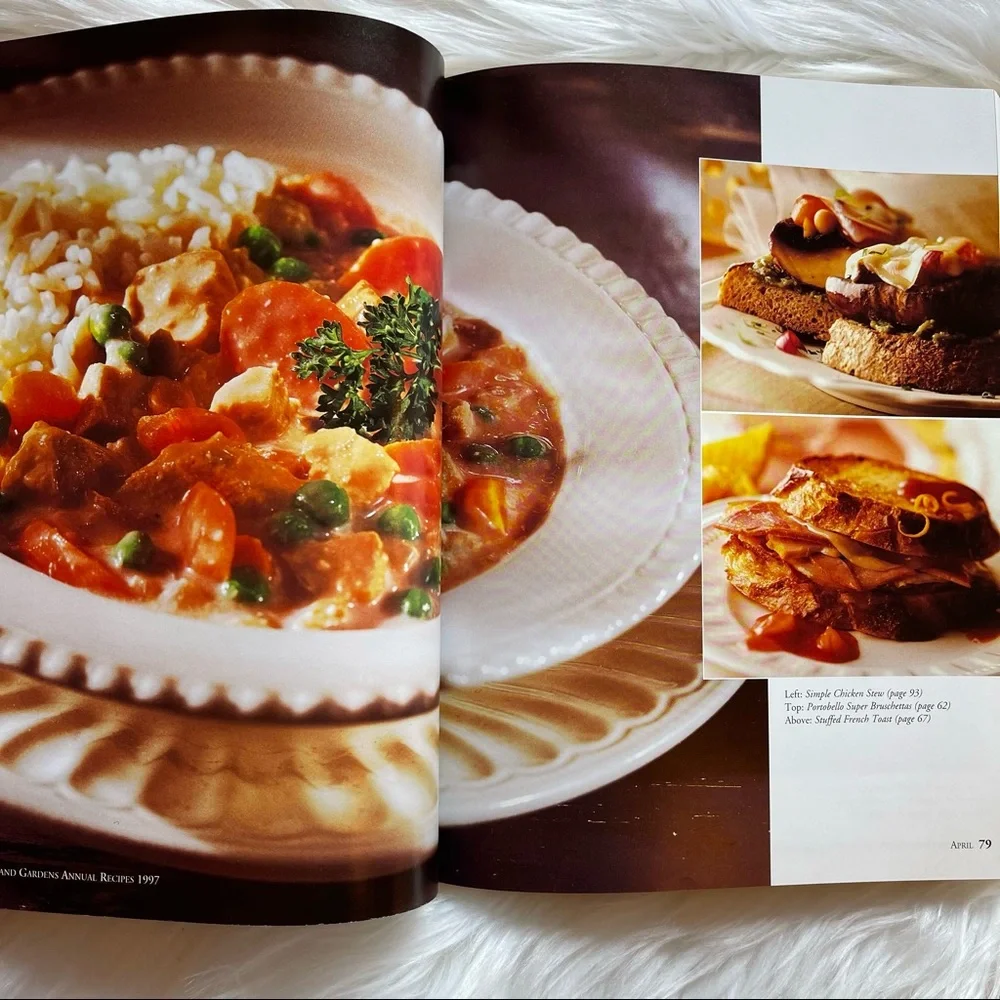 VTG Better Homes & Gardens 1997 Annual Recipes Cookbook, Hardcover